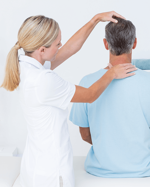 image of chiropractor and patient